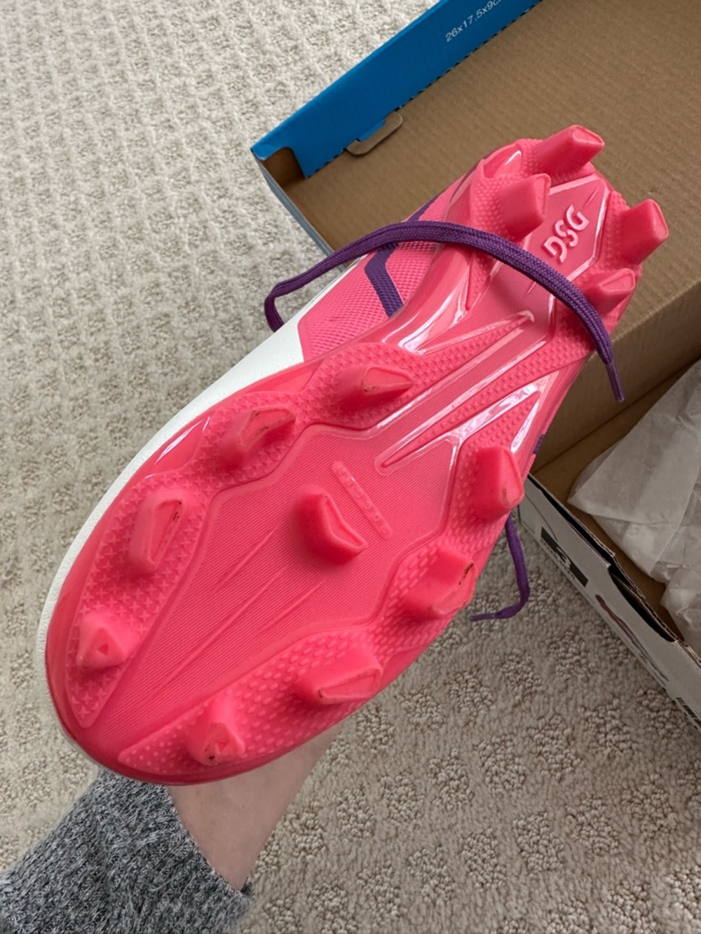 Like New DSG Girls Cleats Size 3 - Picture 2 of 3
